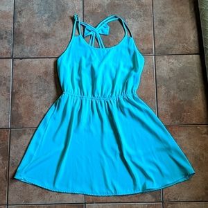 Dress with bow detail